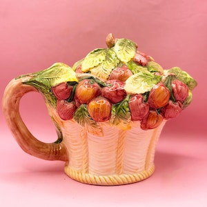Vintage White Apple Basket Teapot, Ceramic Fruit-Shaped Pitcher, Cottagecore Kitchen Decor, Whimsical Fruit Teapot