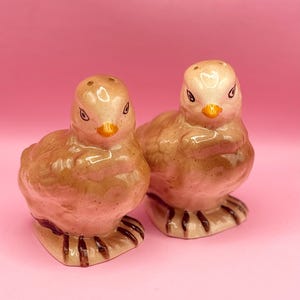 Vintage Baby Chick Salt and Pepper Shakers, Handpainted Ceramic Unique Retro Tablewares