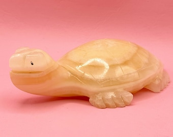 ヴィンテージの手彫りオニキス亀の置物：天然石彫刻 - Etsy 日本