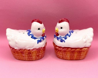 Japan Nesting Hens Salt and Pepper Shakers | Hens in Baskets | Unique Decor | Kitschy