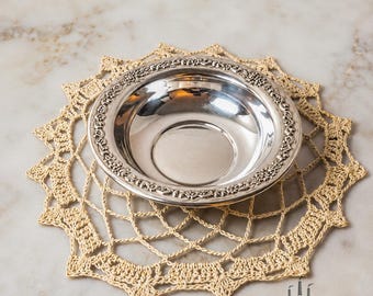 Vintage Silverplate Bowl, Oneida Castle Court Style Floral Serving Dish