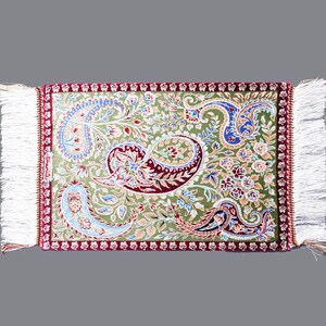 Gratis cadeau traditioneel oosters klein zijden vloerkleed decoratief vloerkleed, voeg dit toe aan je winkelwagen als je bestelling hoger is dan 500 USD