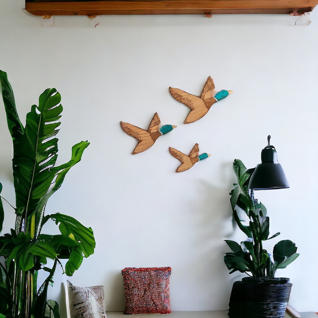 3flying Ducks Wooden Wall Art Vintage Wood Wall Decor Etsy