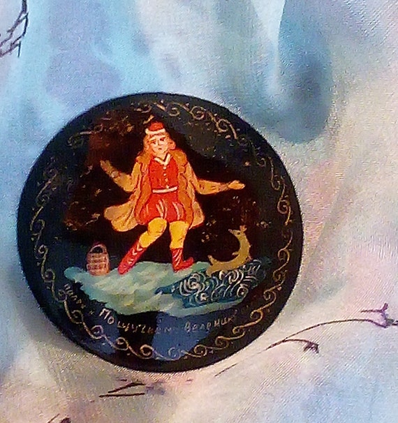 Wooden Fantasy Pin Black Lacquer Peter Pan Jewelr… - image 2