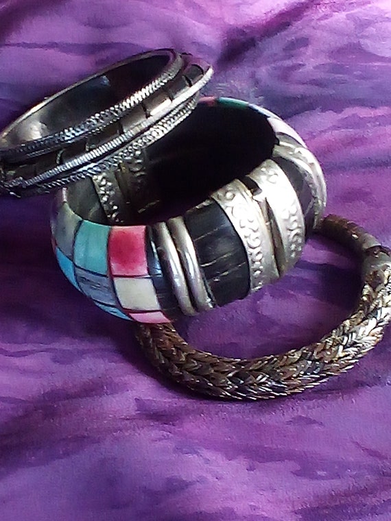 Mid-Century Bangle SET with Pin Black Wood and Si… - image 6