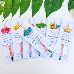 Matita personalizzata con semi in regalo per gli ospiti. Regali ecologici piantabili per matrimonio. Bomboniere per gli ospiti per laurea, baby shower, battesimo.