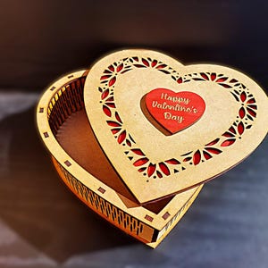 Heart Shaped Box, Heart  Valentine Day.  Jewelry Box Ideal for Gifts & Keepsakes