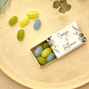 Petite boite à bonbons personnalisée pour cadeaux invités pour mariage, baptême, anniversaire et évènements pour allumettes ou confiseries