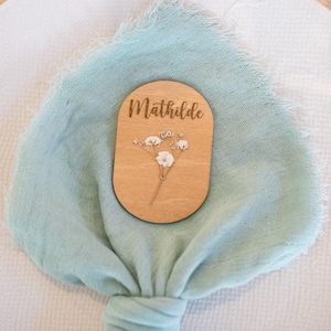 Segnaposto personalizzati in legno con fiori secchi per matrimonio, battesimo, compleanno o evento con decorazione da tavolo con nome