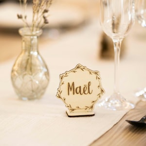 Marcadores de lugar de madeira personalizados para casamentos, batizados, aniversários ou eventos com nomes para decoração de mesa para colocar