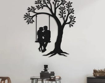 Baum der Liebe Metall Wanddekor, Paar auf Schaukel Weihnachtsbaum Dekor, Naturliebhaber Geschenk für Paar, Valentinstag Herz Baum des Lebens Wandkunst