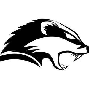 Könnte beinhalten: Schwarz-weiß-Illustration eines Dachs-Kopfes mit scharfen Zähnen und einem aggressiven Ausdruck.