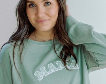 Chenille Patch MAMA Sweatshirt, Cozy Embroidered Crewneck for Mom, Mom Sweatshirt