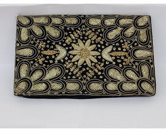 Vintage Metallic Silber Tinsel Blume gestickte schwarze Samt Zardozi Clutch