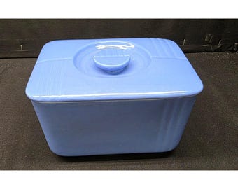 Plato para refrigerador con tapa azul Westinghouse de Hall China Co., estilo Art Déco.