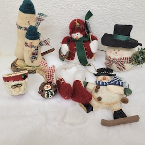 Kavel van 6 primitieve kerstversieringen en decoratie