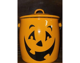 Vintage 1990s Hallmark Halloween Orange Enamel Jack-o-Lantern Metal Pail w Lid