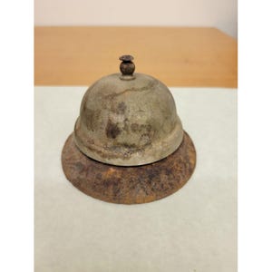 Antike Guss Tischglocke