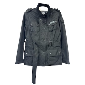 Chaqueta encerada Barbour International para mujer &quot;Rough Rider&quot; con cinturón negro