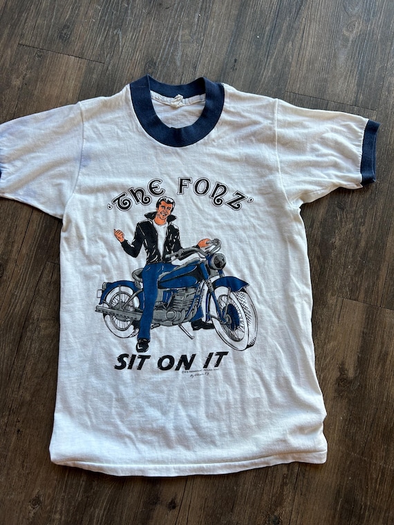 The Fonz - Aaaaay! - Fonz - T-Shirt | TeePublic