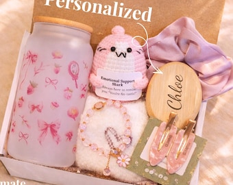 Custom Teenage Girl Birthday Presents Teen Girls Comfort Boxes Flower Girl Gifts for Niece Birthday First Period Care Package Hug in a Box