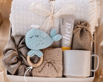 Custom Gift Box for New Mom To Be Mothers Day Present Christmas Gift Pregnancy Birthday Gift for Women Baby Shower Care Package Newborn Gift