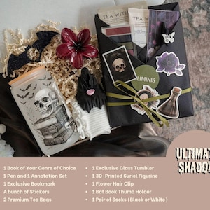 Blind Date with a Book Halloween Box Thriller Fiction Surprise Gift for Bookworms Spooky Book Lover Present Mystery Reading Nook Treat for Her
Spooky Bookish Gift Box for Halloween Blind Date with a Thriller or Horror Book Mystery Surprise for Readers Halloween Birthday Present for Her Blind Date Surprise Gift for Bookworm Cozy Autumn Reading Gift ACOTAR Suriel Shelf Sitter 3D Printed Suriel Figurine with Tea Cup Suriel Grim Reaper Sitting On A Shelf ACOTAR Gifts Velaris