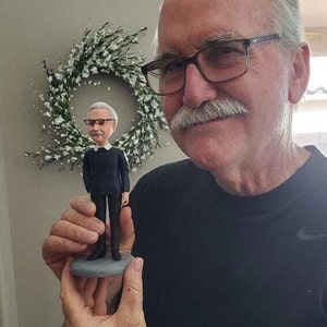 Personalized Bobblehead Figurines: Ideal for Dad, Best Friends, Weddings, Birthday & Anniversary Gifts/Father's Day gift