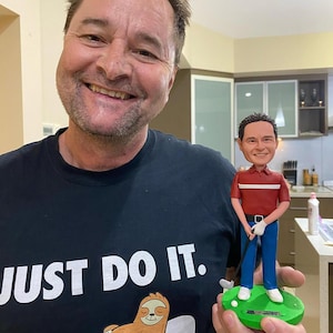 Custom Bobbleheads, Gifts for Fathers, Best Friends, Weddings, Birthdays, Friends and Anniversaries | Make the bobblehead of your dreams!