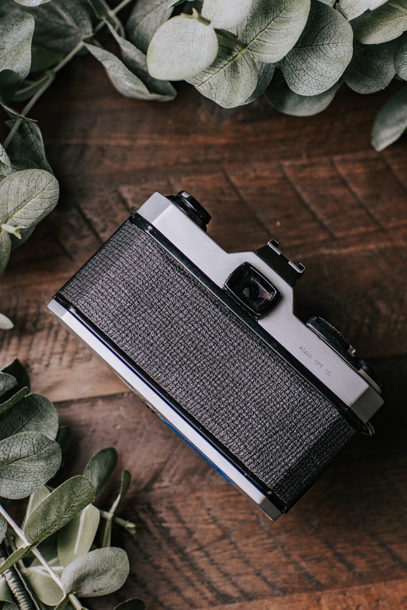 Pentax K1000 SLR 70s Vintage Film Camera With 50mm F2 Lens, Great for