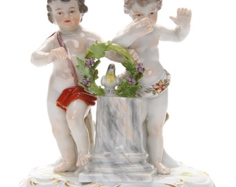 Porseleinen figuur "Twee kinderen met een zuil en een vogel", Meissen, Duitsland, eind 19e - beg. van de 20e eeuw