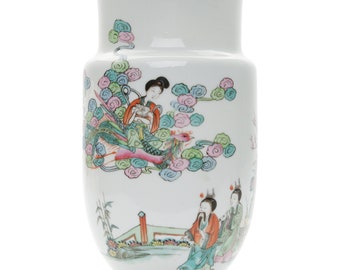 Famille rose porcelain vase with phoenix, China, end of 19th - beg. of 20th century