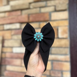 Solid Color Traditional Bow