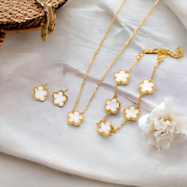 Four leaf clover set, Bracelet, Necklace, Earrings, Gift for her, Mother day gift, 18k Gold plated Necklace.