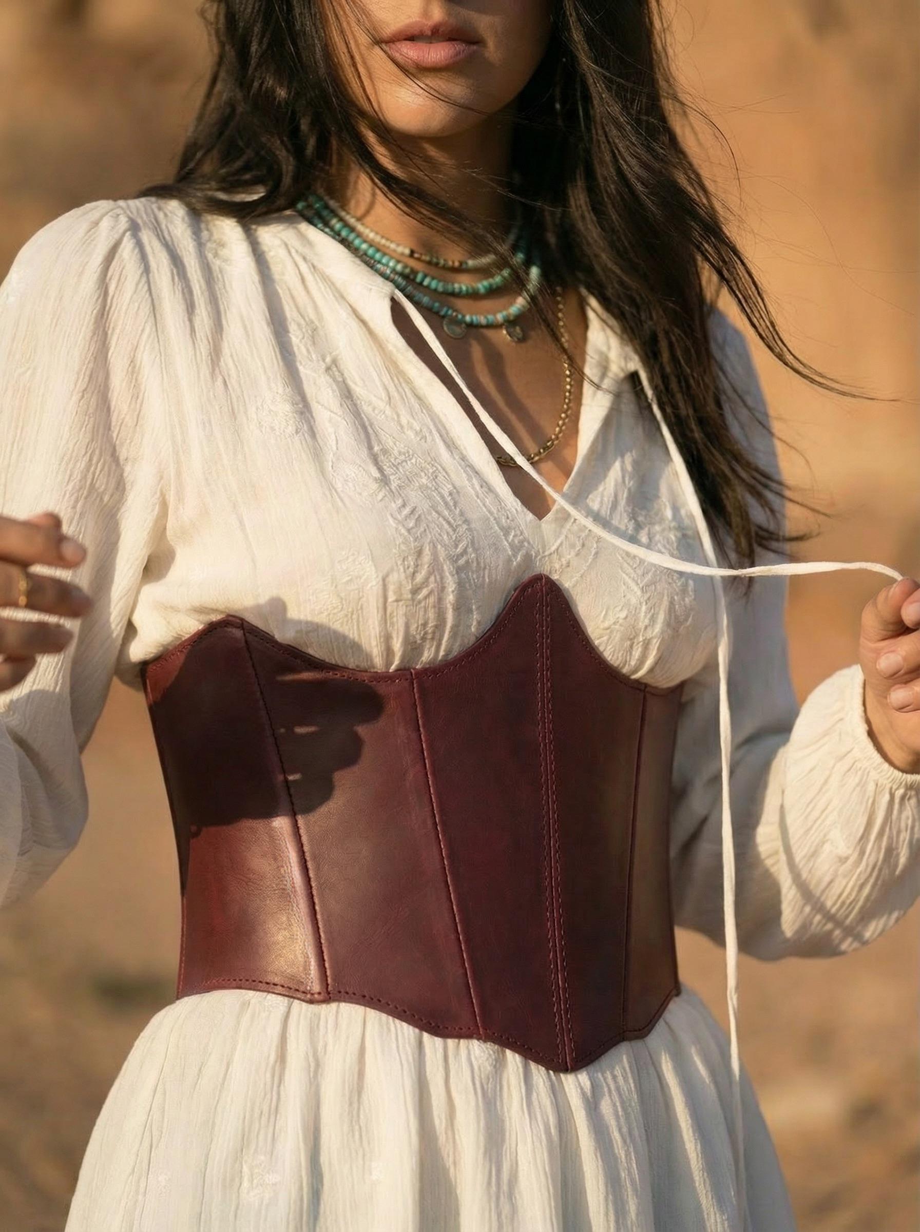 ボ*ド様 ✫ヴィンテージ✫本革ウェスタン風サスペンダーベルト ボ*ド様 ✫ヴィンテージ✫本革ウェスタン風サスペンダーベルト ボ*ド