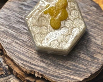 Ganz natürliche Honigseife: Honeycomb Bee Body Bar