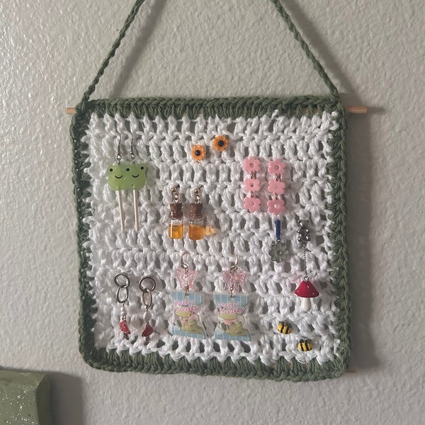Custom Crochet Jewelry Hanger/Holder for Earnings or Other, Custom Color and Size