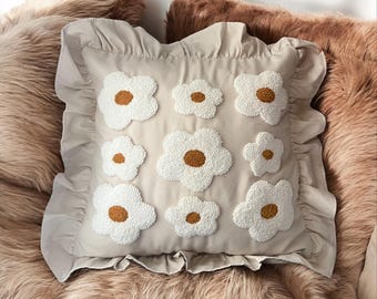 Ruffled Daisy Pillow Cover, Punch Needle Linen Cushion, Hidden Zipper