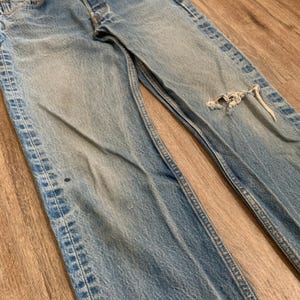 Jeans vintage Levi's 501 Buttonfly a gamba dritta, anni 2000 - taglia 32x32 immagine 7