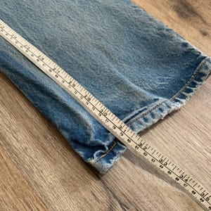 Jeans vintage Levi's 501 Buttonfly a gamba dritta, anni 2000 - taglia 32x32 immagine 9