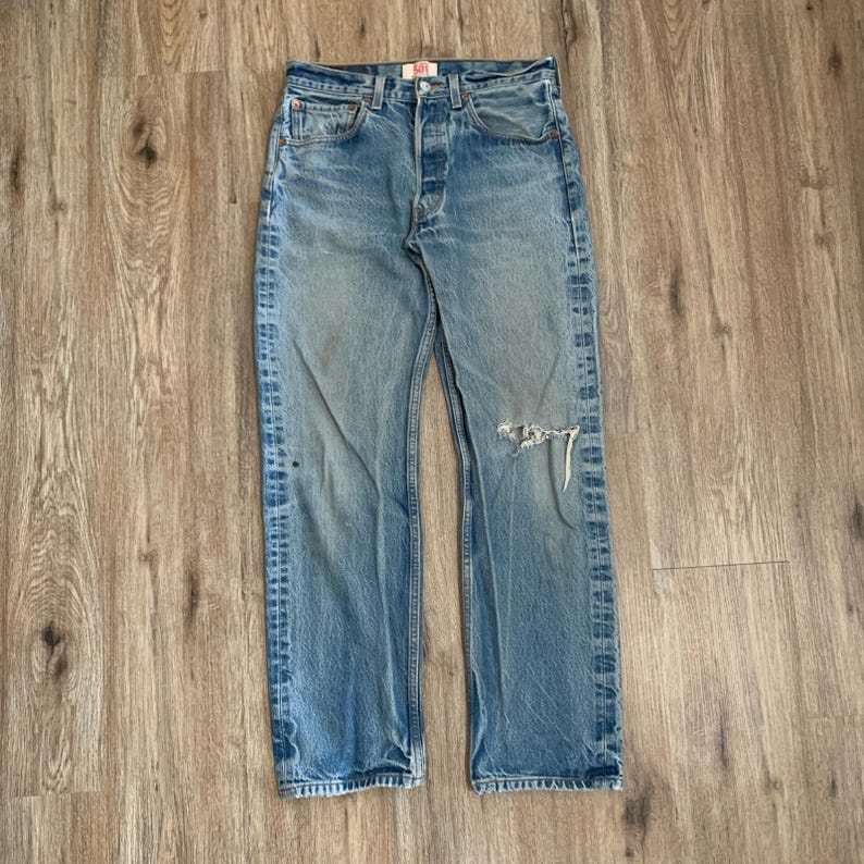 Jeans vintage Levi's 501 Buttonfly a gamba dritta, anni 2000 - taglia 32x32 immagine 1