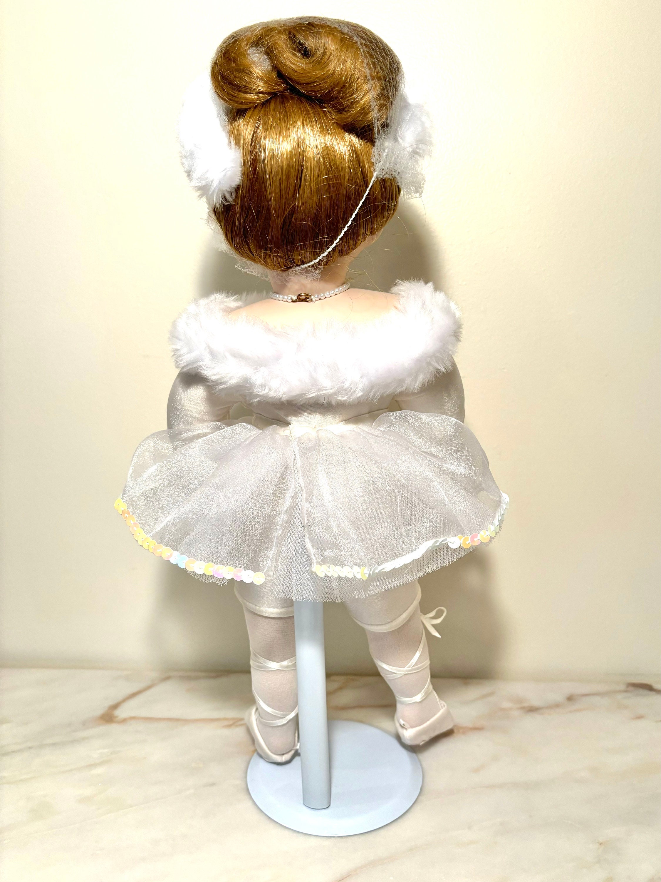 Ashton-drake Galleries 16 Inch Porcelain Doll My Little Ballerina  display picture 1