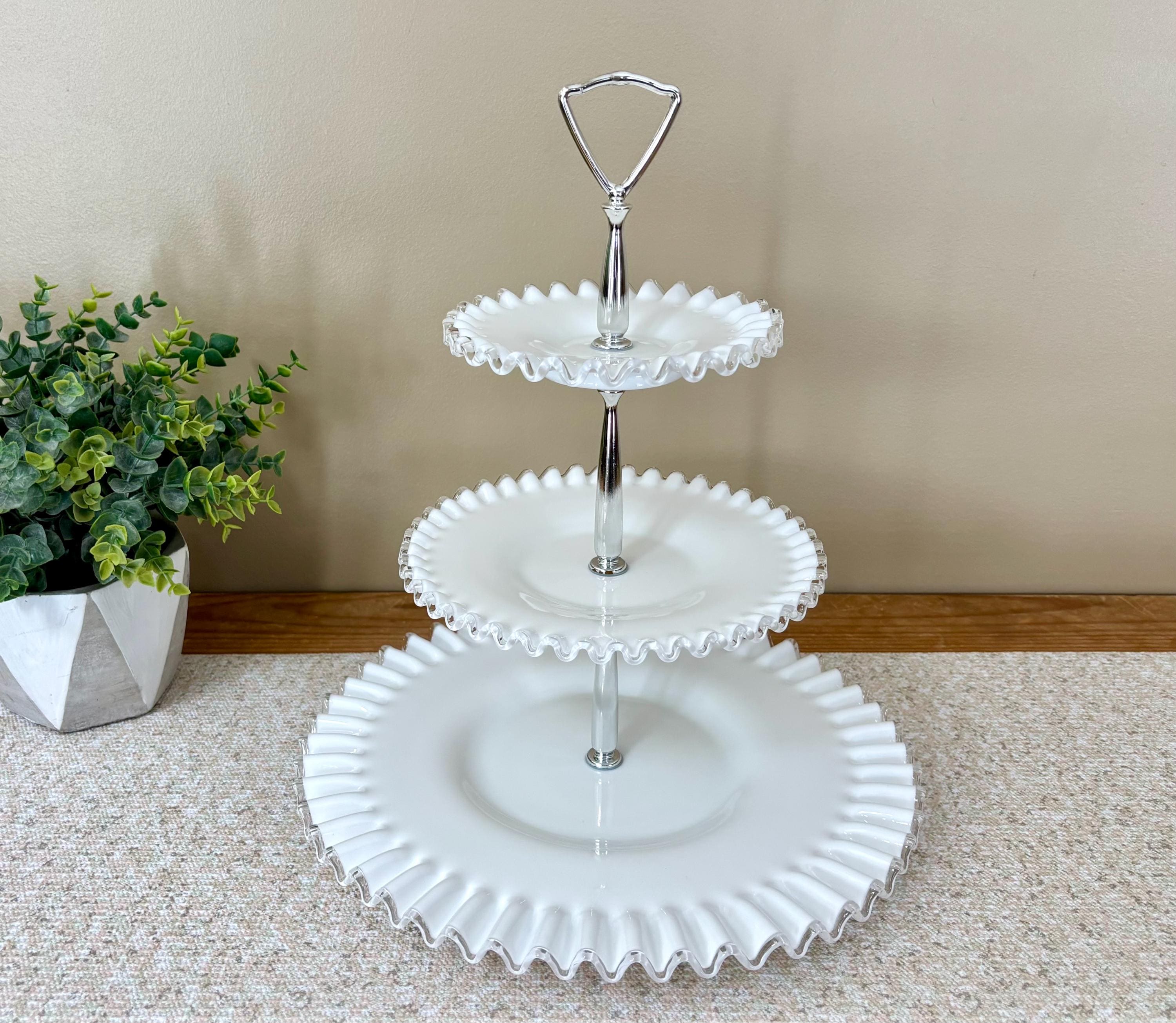 希少　fenton シルバーターコイズ　クレスト　ボンボン　ミルクグラス Fenton Silver Crest - Etsy
