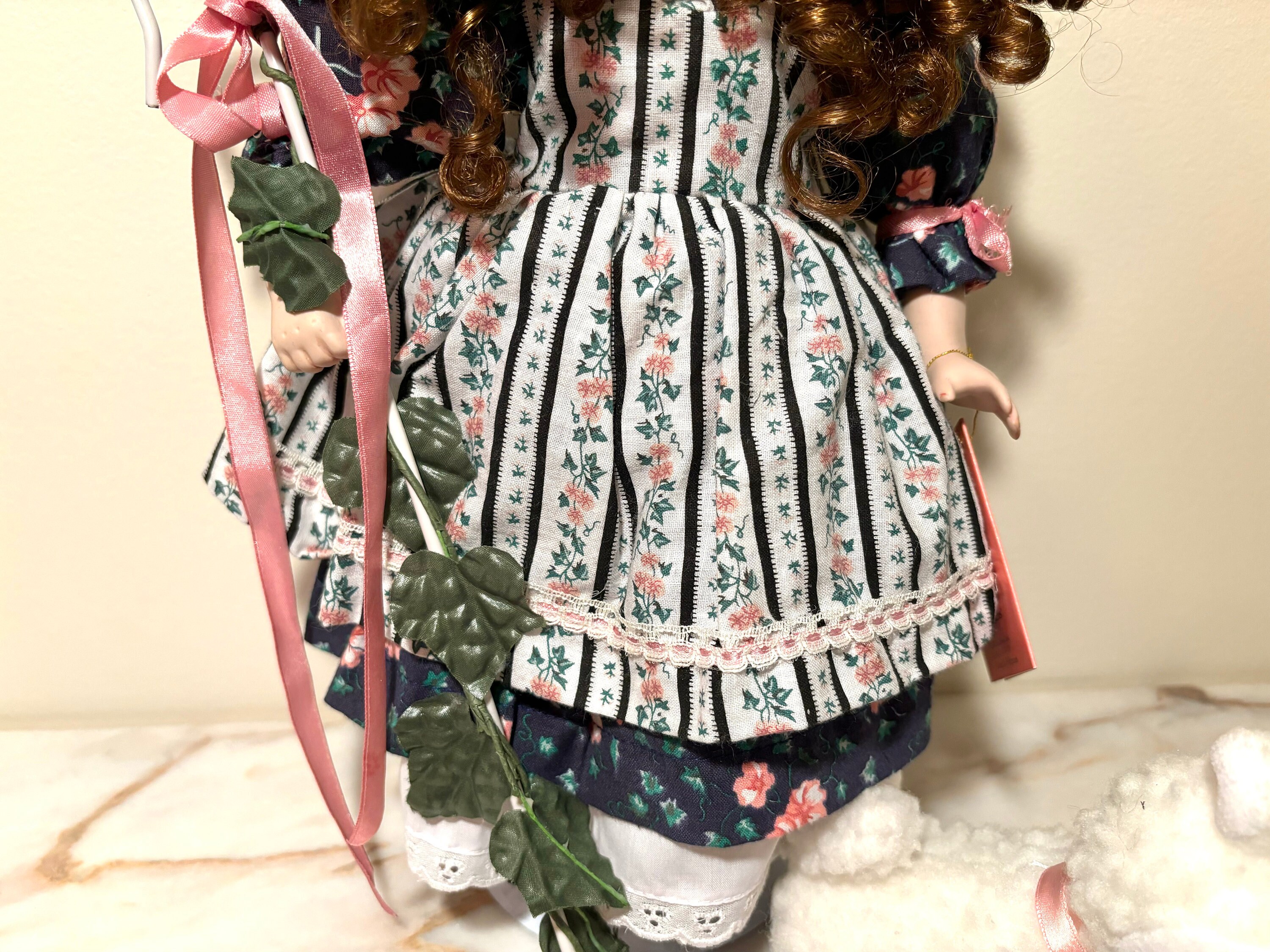 Lucyさま専用ページ　4点バラ売り Paradise Galleries 14 Inch Porcelain Doll Mary Had a Little Lamb