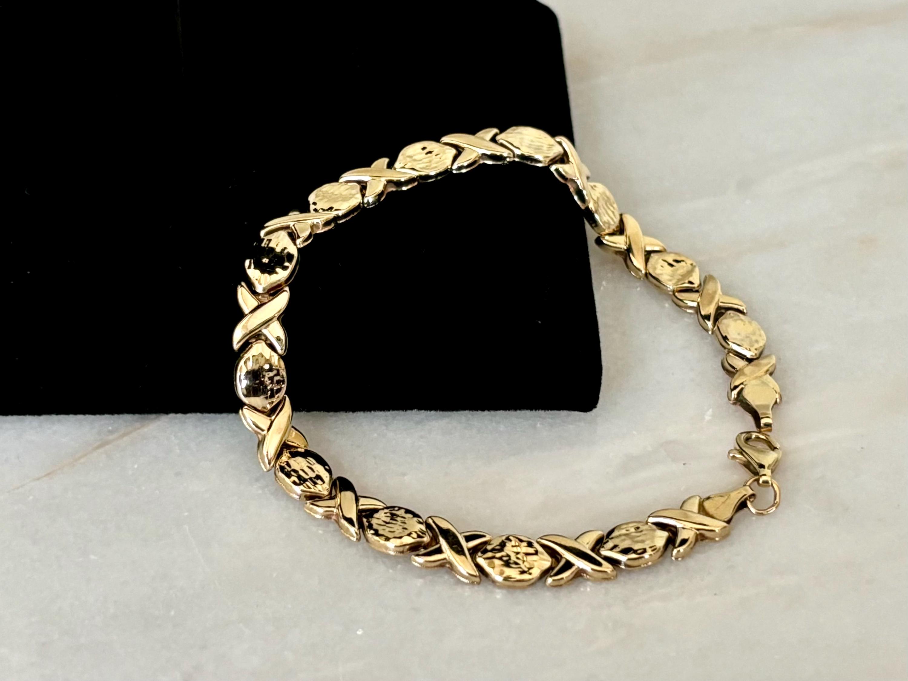 Oroamerica Vintage 10K Solid Gold XO Hugs & Kisses Bracelet (4.3