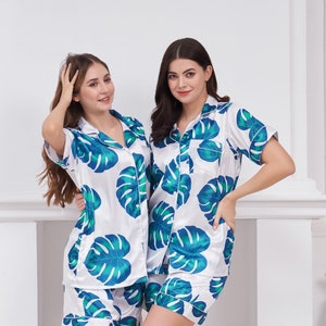 Bridesmaid Pjs, Bridesmaid Pajama set, Bridesmaid Pj, Bridesmaid Proposal, Bridesmaid Pj shorts, Bridesmaid Pajamas, Printed Pajamas