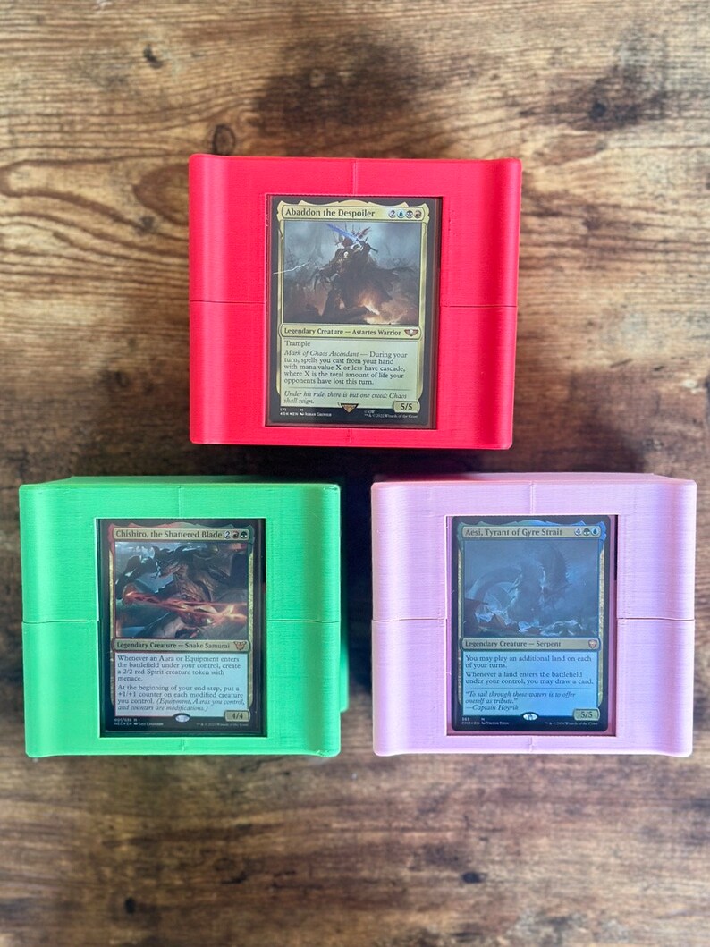 Mtg Deck Box Commander With Dual Sideloading And Dice Tray | Seychelles