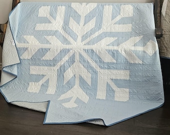 Handmade Winter Snowflake Throw Quilt — Cozy, Festive, and One-of-a-Kind
