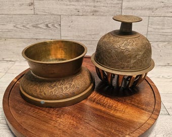 Large Etched Claw Bell