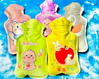 Lovely Cartoon Hand Po Warm Water Bottle Mini Hot Water Bottles Portable Hand Warmer Girls Pocket Hand Feet Hot Water Bags